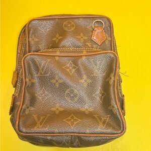 Louis Vuitton Monogram Mini Amazon Brown Monogram unisex bag.